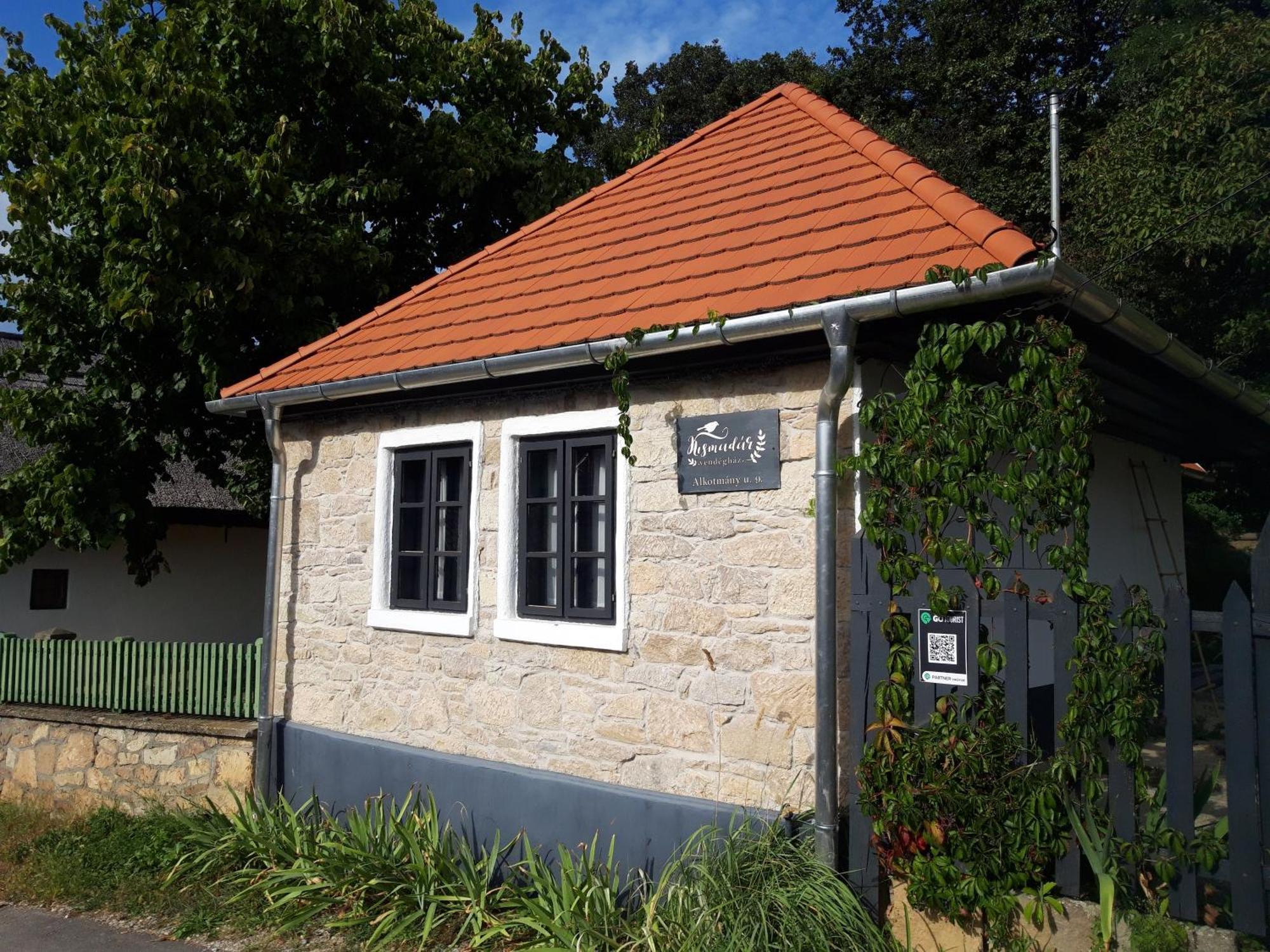 Kismadar Vendeghaz Noszvaj Apartment Exterior photo